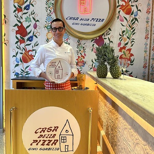 Casa della Pizza Sorbillo Vomero Omaggio alla Margherita<br />&copy; Gino Sorbillo