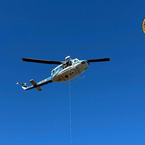 Scala, simulazione di soccorso a persona in elicottero con gli equipaggi del CNSAS e della Polizia di Stato<br />&copy; Soccorso Alpino e Speleologico Campania - CNSAS
