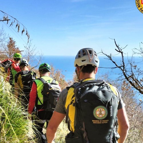 CNSAS sul Sentiero degli Dei<br />&copy; Soccorso Alpino e Speleologico Campania - CNSAS