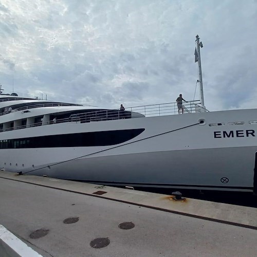 Emerald Sakara<br />&copy; Amalfi Cruise \ Port of Salerno