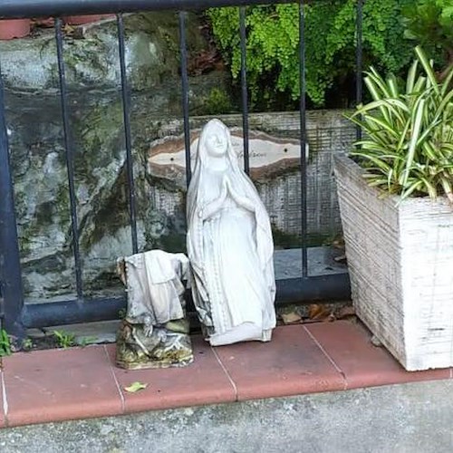 danneggiata la Madonnina nei pressi della chiesa di Molina<br />&copy; Molina in festa