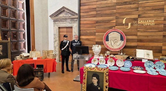 Firenze, recuperate 695 opere d'arte rubate: il loro valore è di oltre 3 milioni di euro 