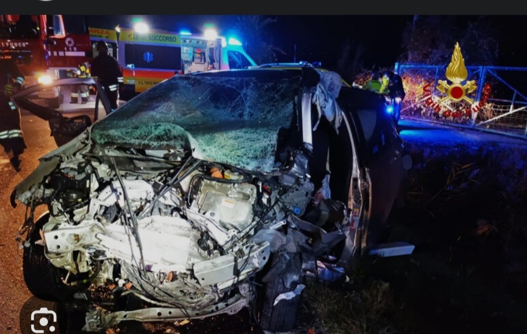 Positano Notizie Tragico Incidente Sulla Taranto Bari Lutto NellEsercito Tre Delle Quattro