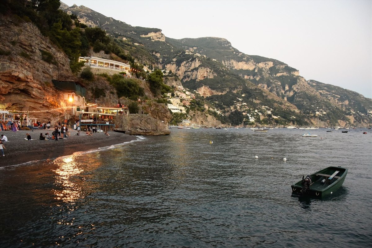 Positano Notizie Fornillo Arienzo E La Spiaggia Grande Di